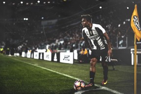 跳水团队配合默契瑞士获佳绩，瑞典跳水女运动员