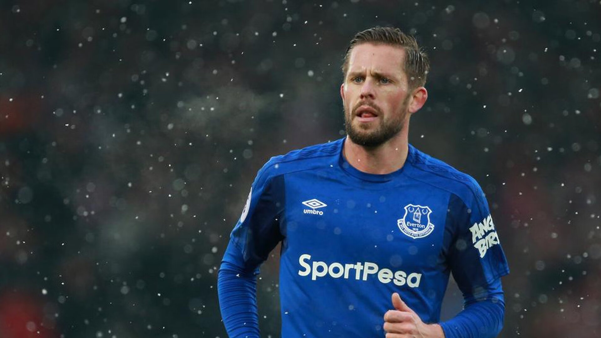 巴萨3-3与布鲁日战平，防守问题暴露无遗，出线形势不明，巴萨3比2